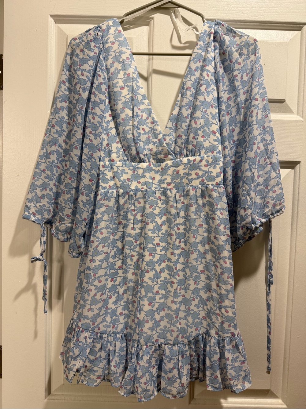 Light Blue Floral V-Neck Mini Dress